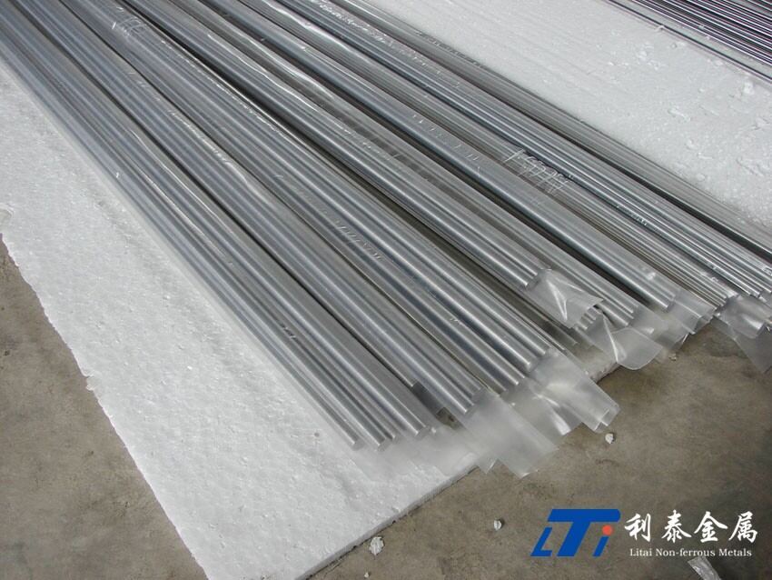 1541628188236070 TC11钛合金棒